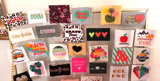 Étiquettes à coudre tissées – finition professionnelle pour créations couture (plusieurs tailles)