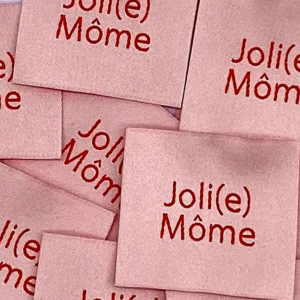 étiquette mome